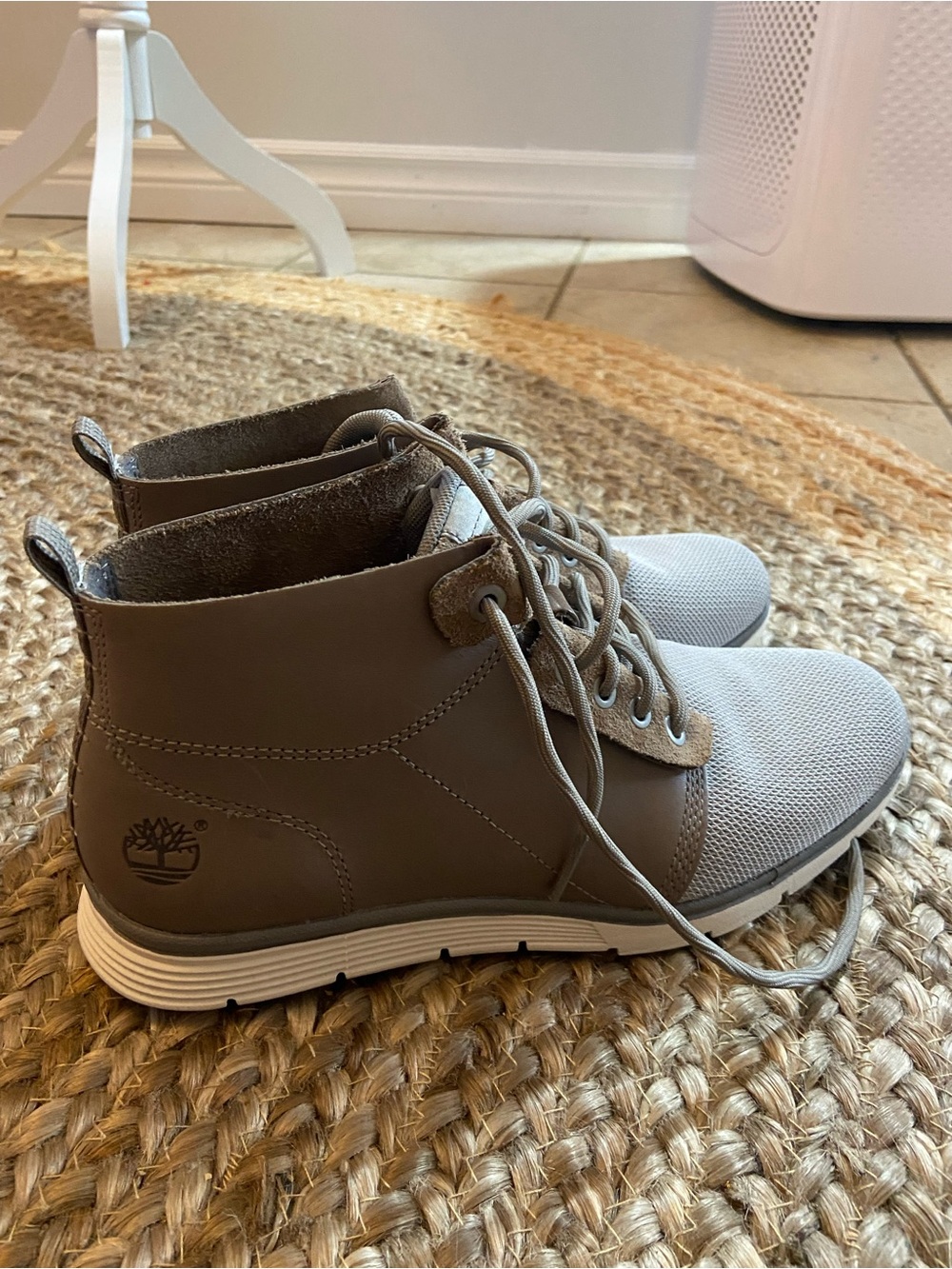 Timberland Women’s Taupe and Light Gray Lace-Up Chukka Boots